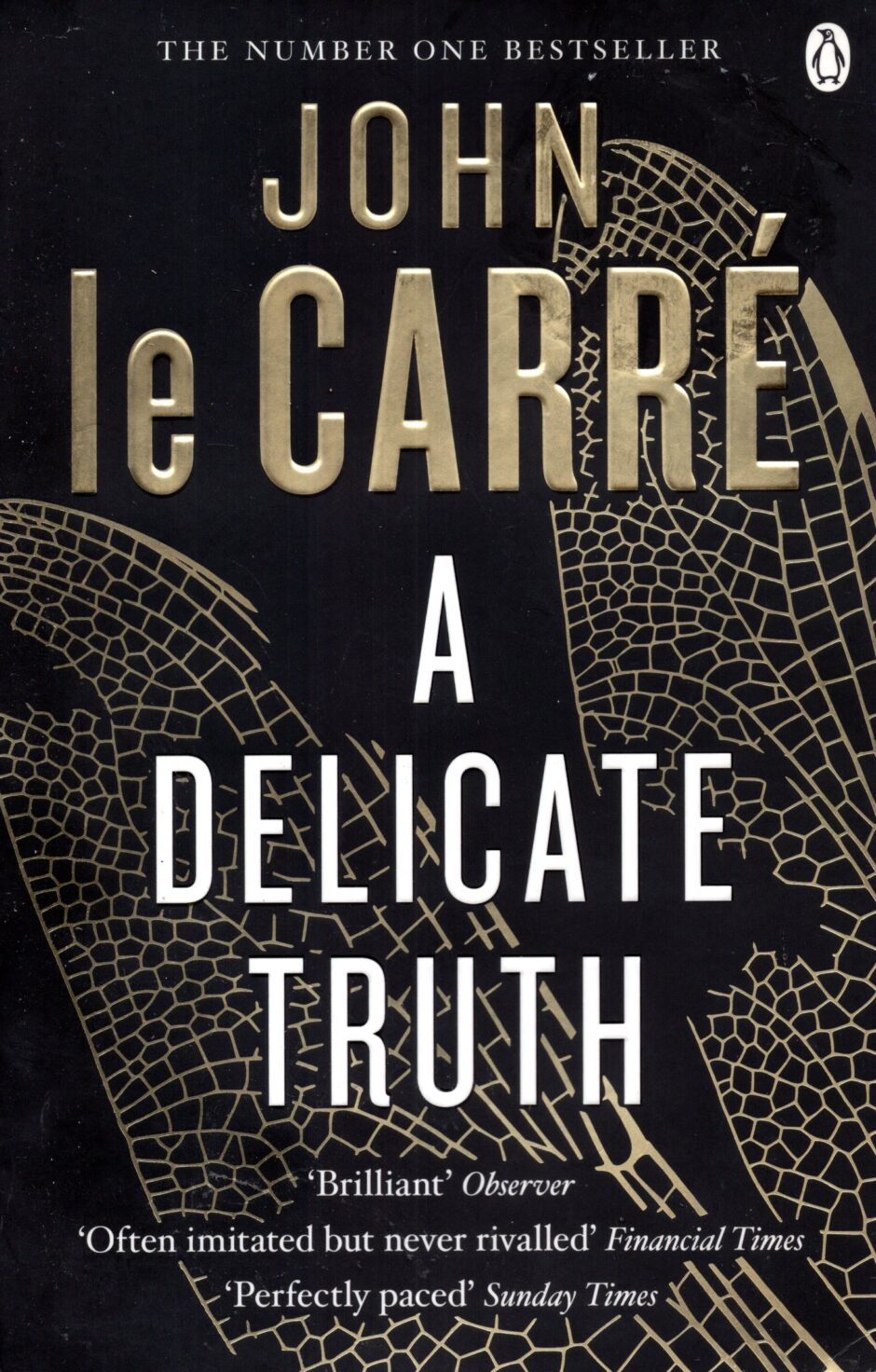 A Delicate Truth – le Carré po angielsku